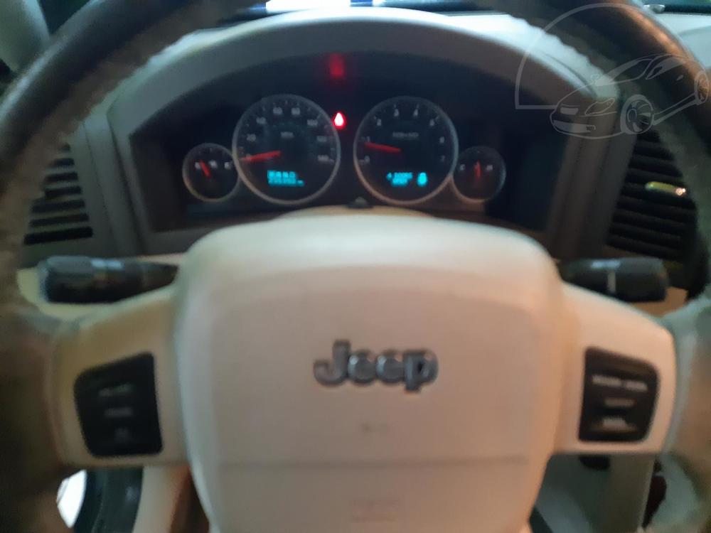 Jeep Grand Cherokee 5.7 HEMI TAN