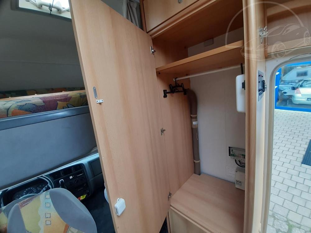 Fiat Ducato 2.5 TDI KNAUS ZADNO