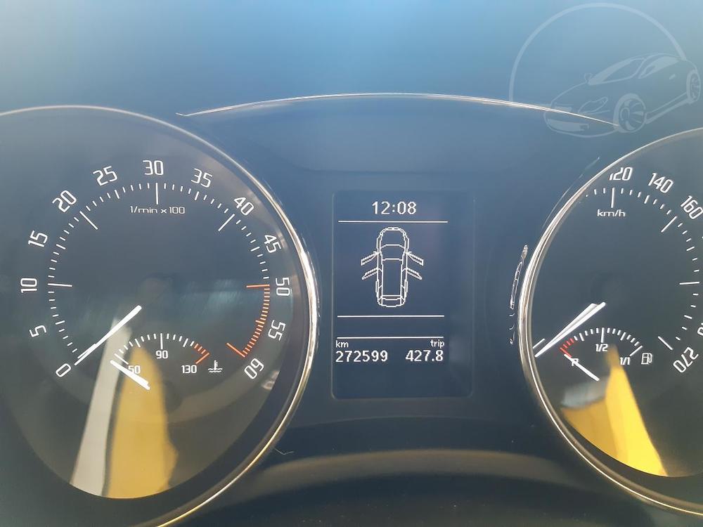 koda Superb 2.0 TDI Combi NAVI odpoet