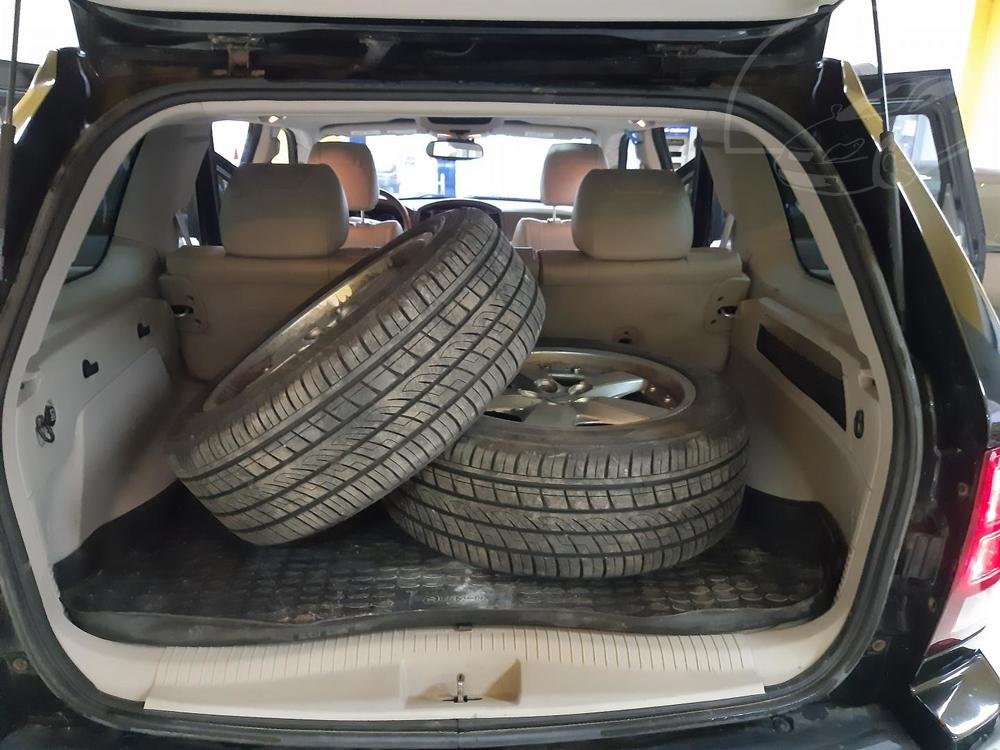 Jeep Grand Cherokee 5.7 HEMI TAN