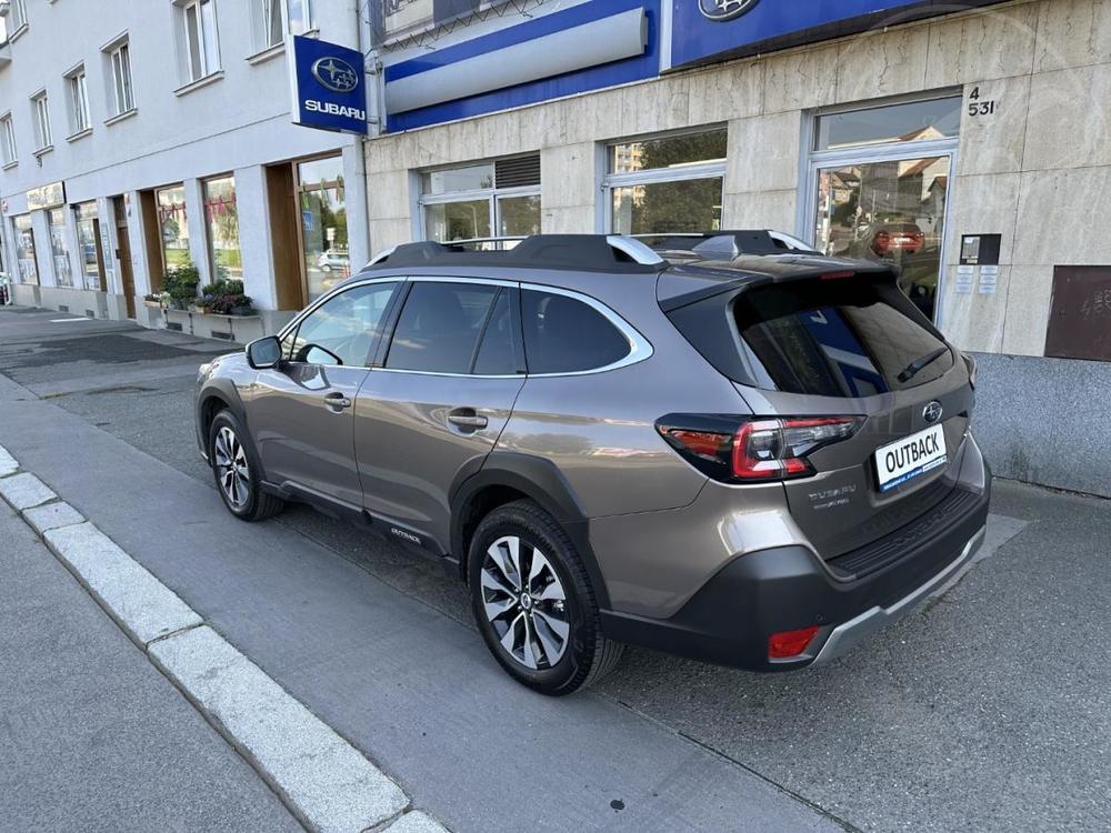 Subaru OUTBACK 2.5i Touring MR 2023 - AKCE !