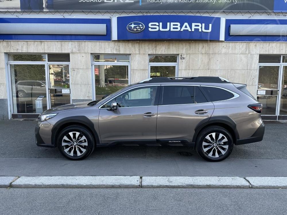 Subaru OUTBACK 2.5i Touring MR 2023 - AKCE !