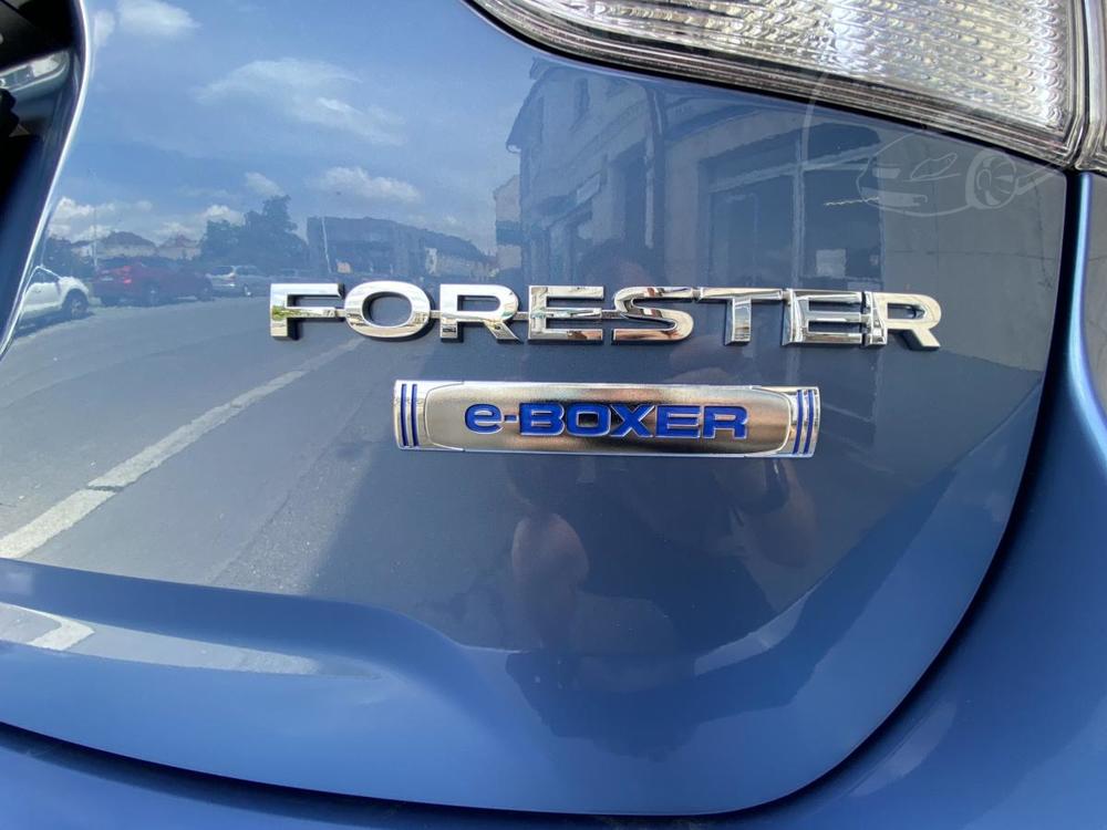 Subaru Forester Comfor ES Lineartronic MR 2024