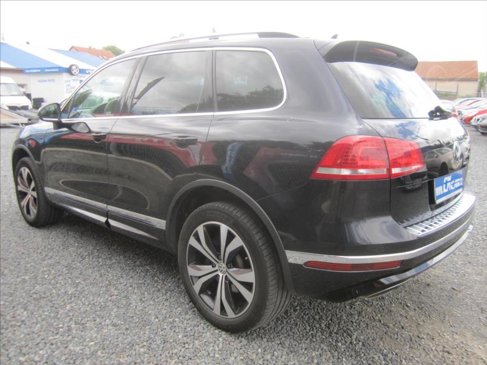 Volkswagen Touareg 3.0TDi V6 DSG, R-Line, 4x4, 2.