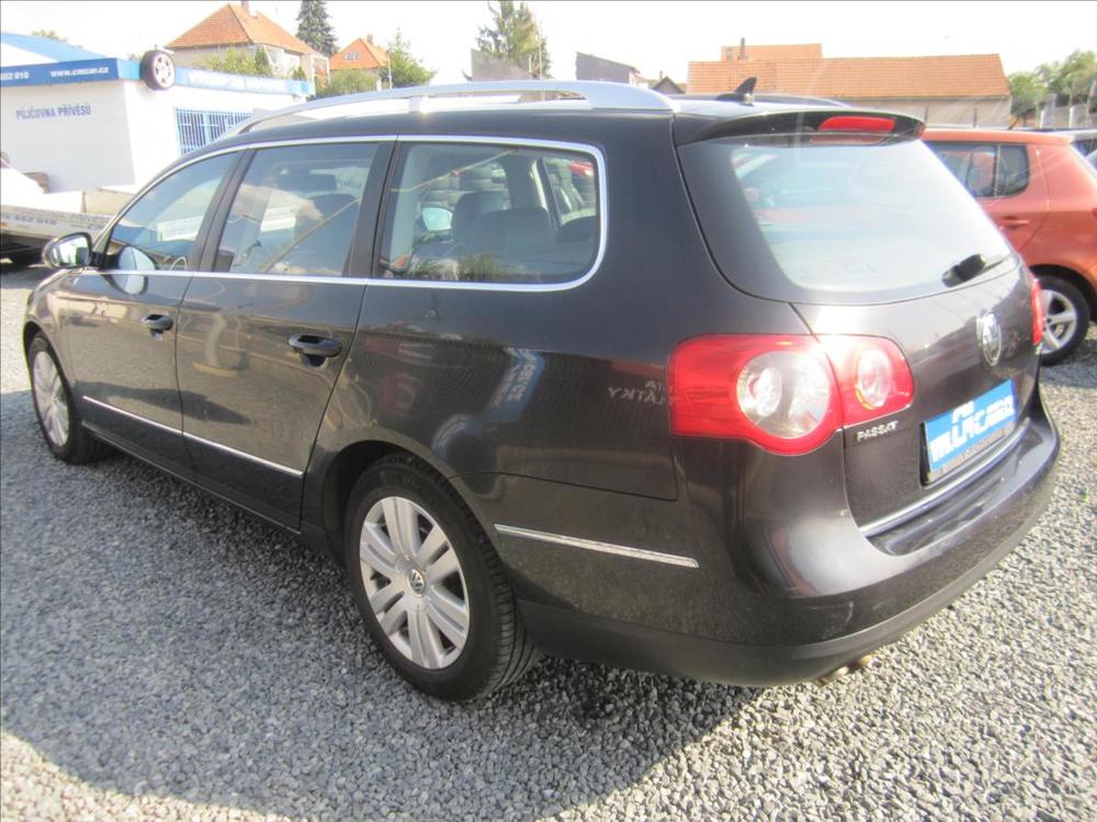 Volkswagen Passat Variant 2.0TDi DSG Highline, a