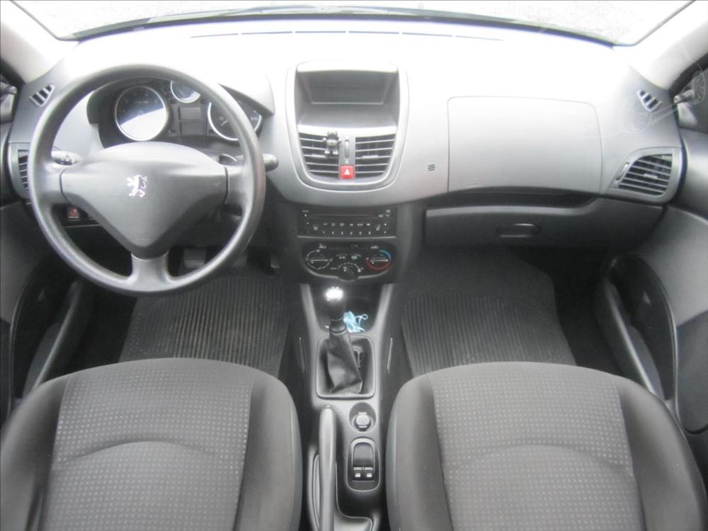 Peugeot 206 +  1.1i KLIMA