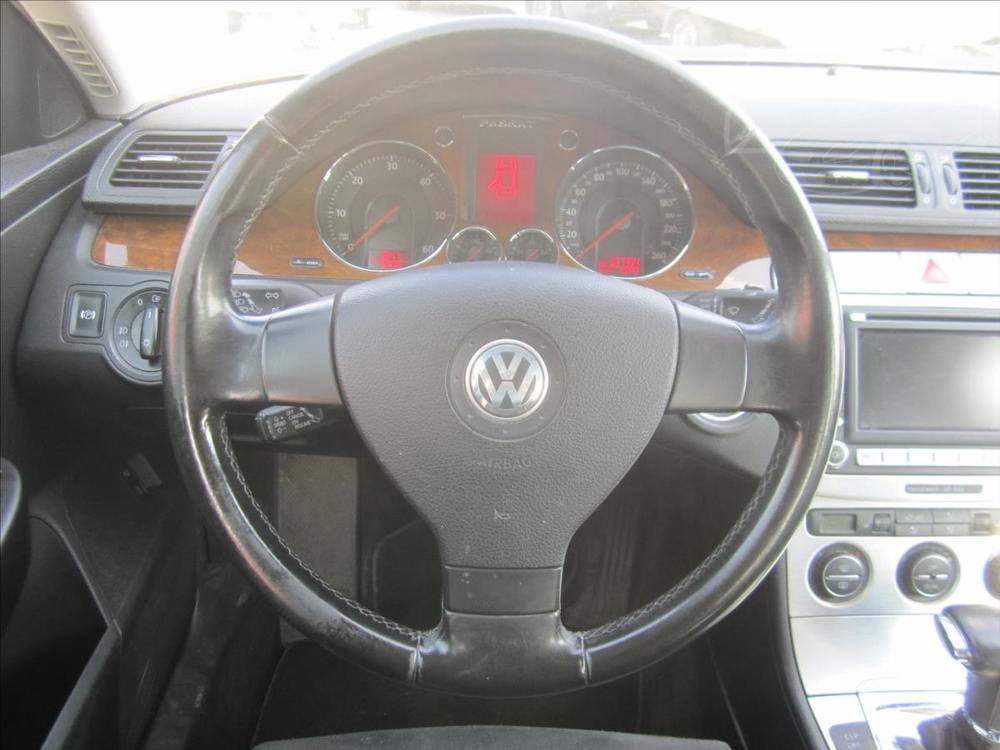 Volkswagen Passat Variant 2.0TDi DSG Highline, a