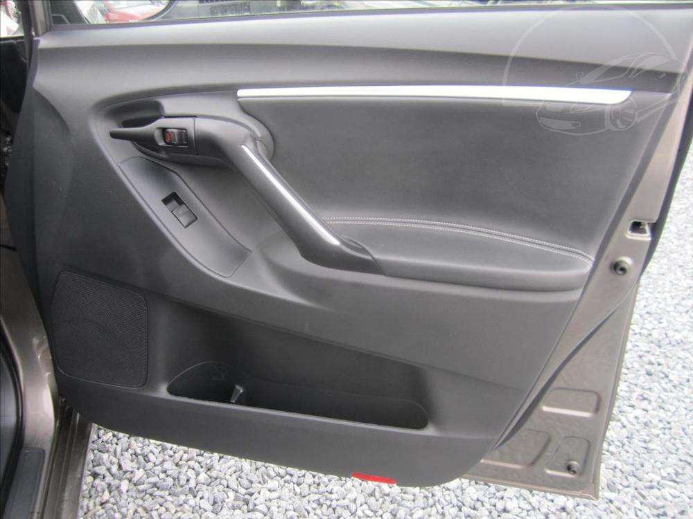 Toyota Verso 1.8 Valvematic, Bi-xenony