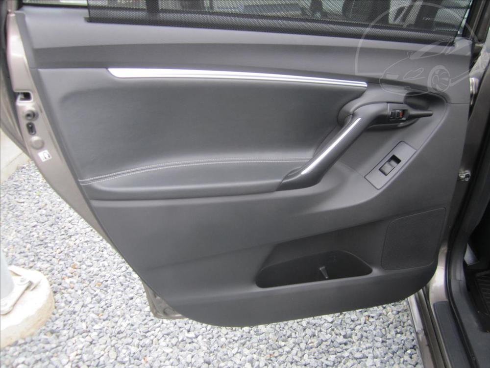 Toyota Verso 1.8 Valvematic, Bi-xenony