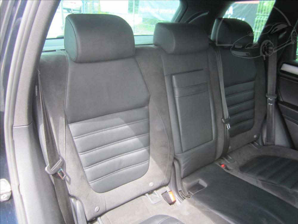 Volkswagen Touareg 3.0TDi V6 DSG, R-Line, 4x4, 2.