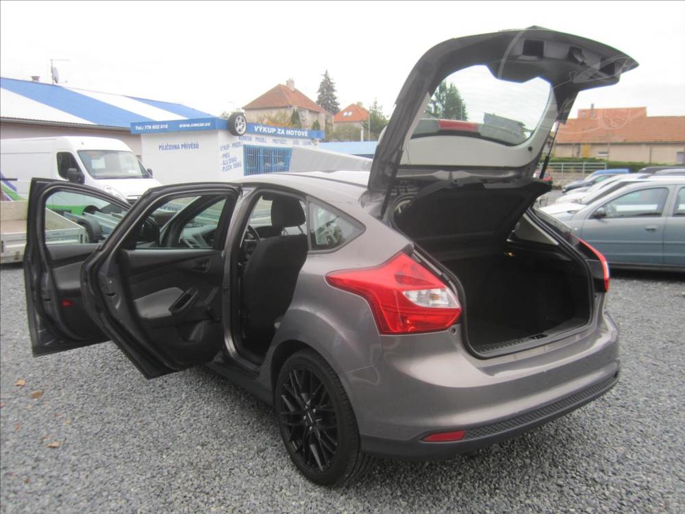 Ford Focus 1.6Ti-VCT Trend, KLIMA