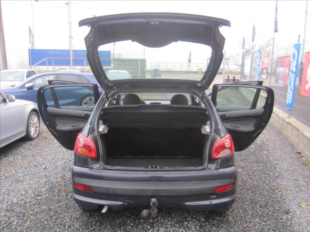 Peugeot 206 +  1.1i KLIMA