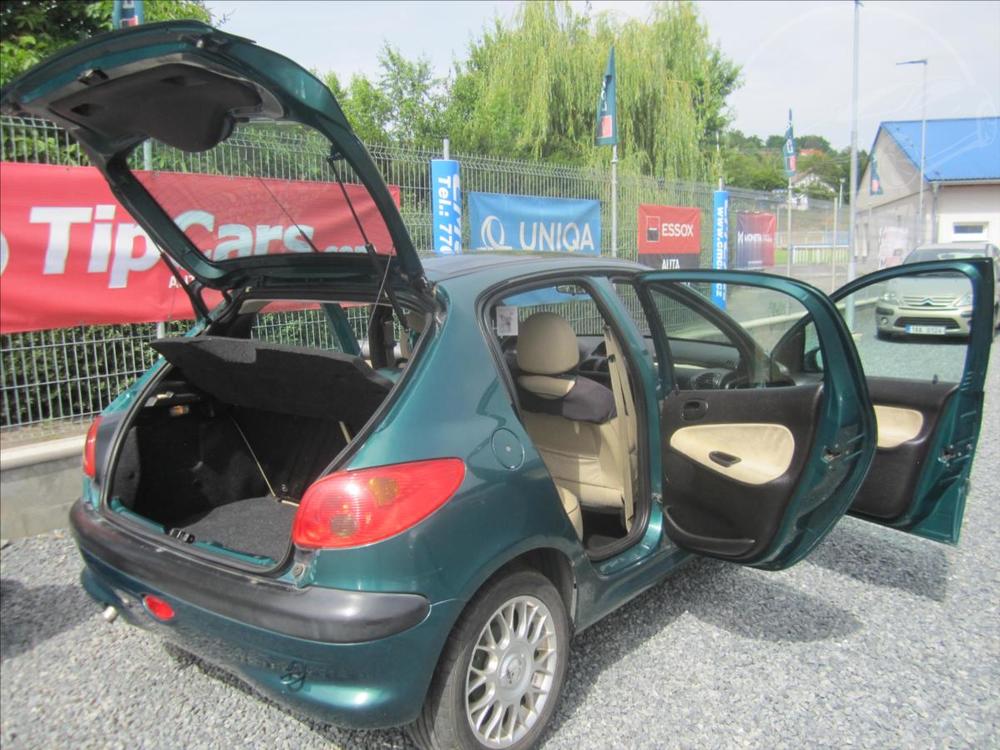 Peugeot 206 1.4i Roland Garros, aut. KLIMA