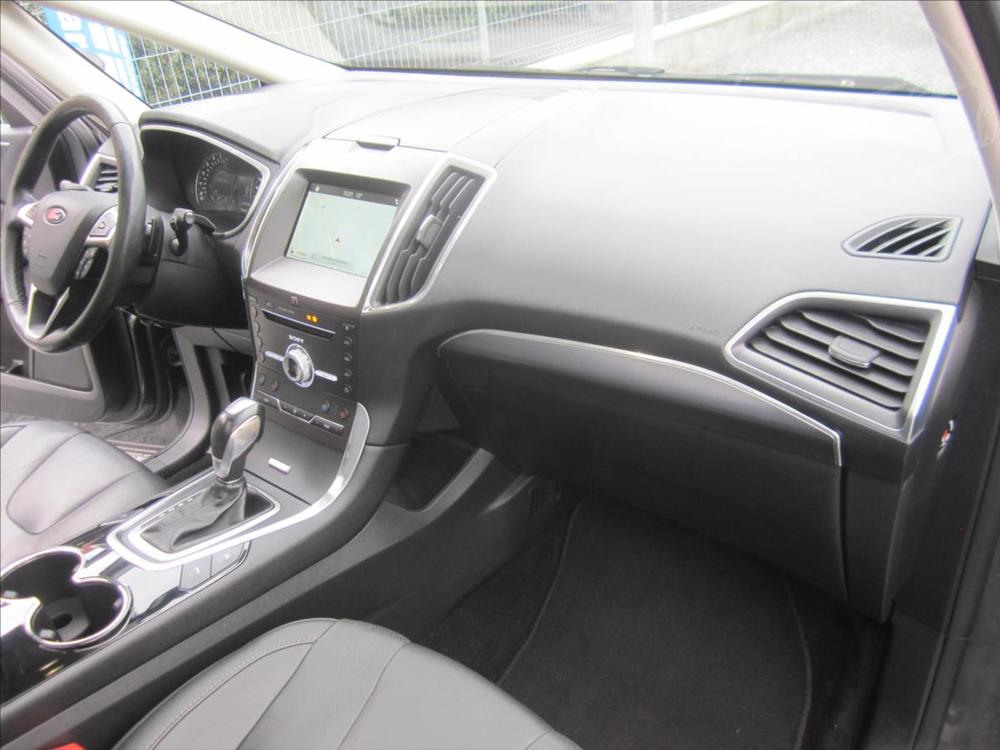 Ford S-Max 2.0TDCi 132kW Ghia, PowerShift