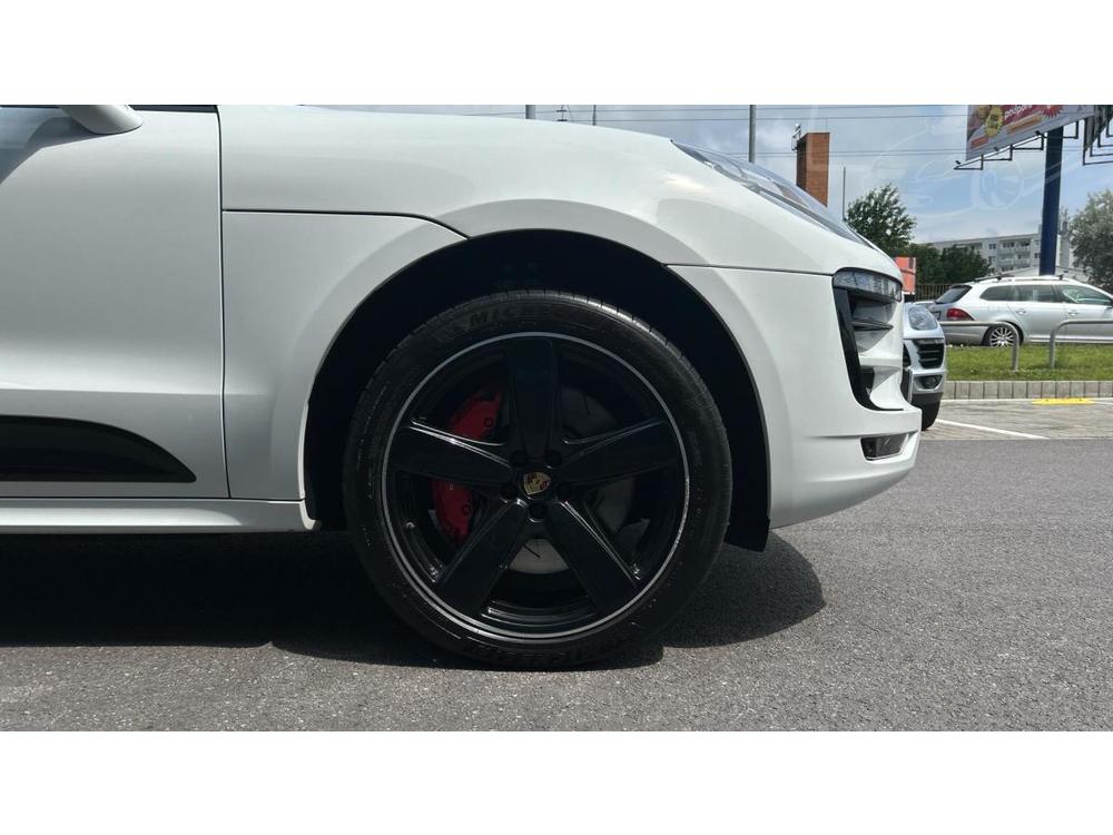 Porsche Macan Turbo