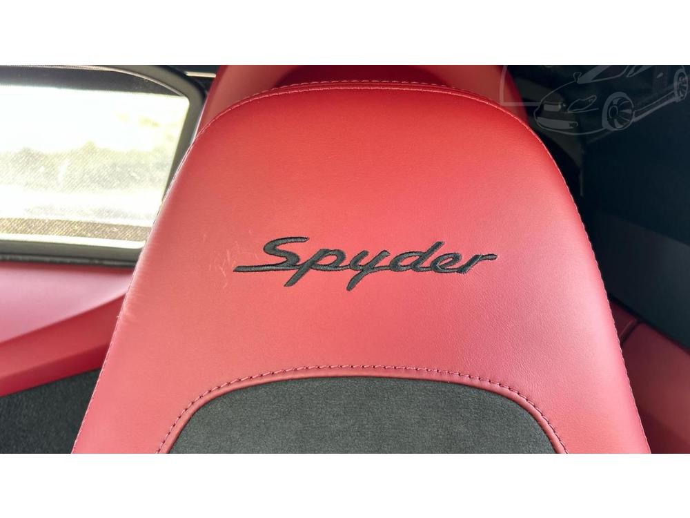 Porsche Boxster Spyder 718