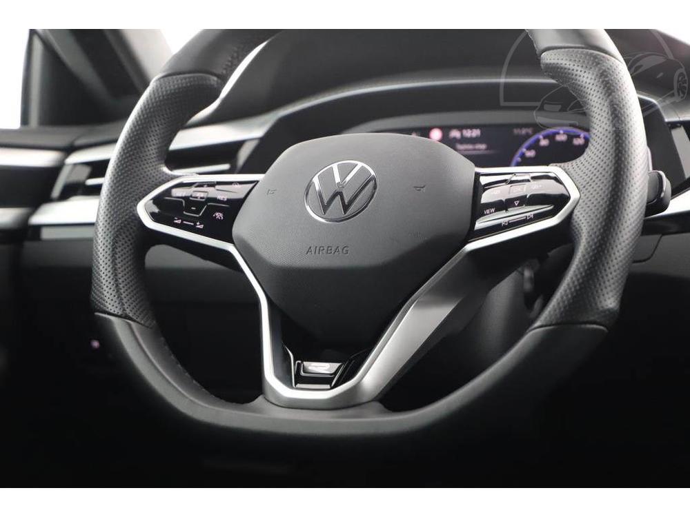 Volkswagen Arteon 2.0 TDI, R-line, Navigace
