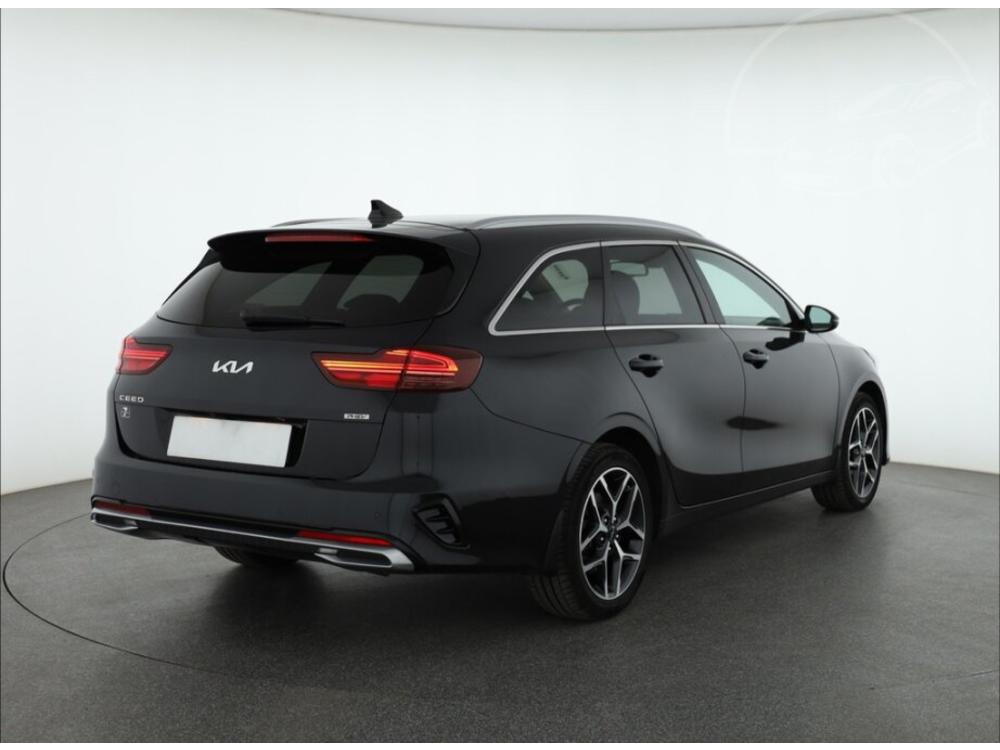 Kia Ceed 1.6 GDI plug-in, Automat