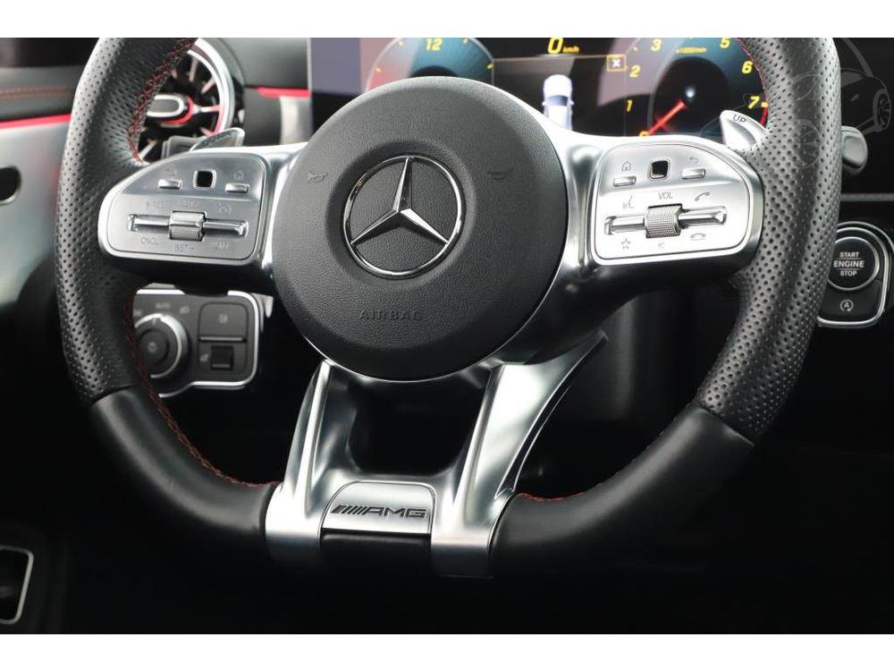 Mercedes-Benz CLA 35 AMG, AMG Paket, 1. majitel