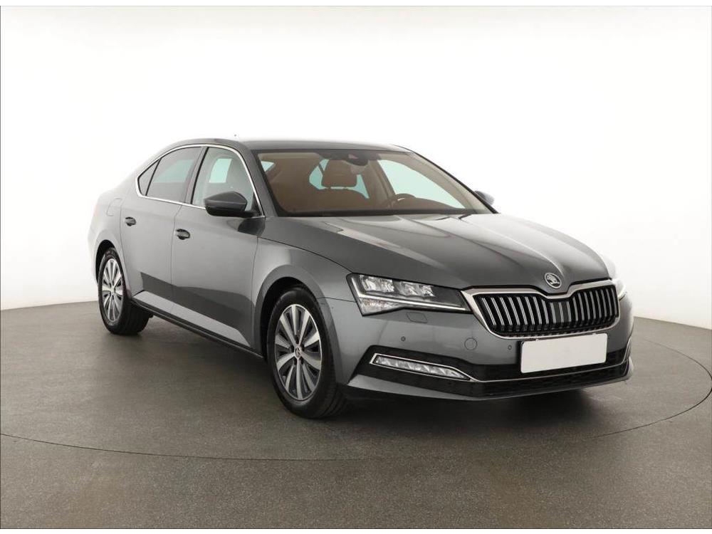 Škoda Superb 2.0 TDI, Style, ČR,1.maj