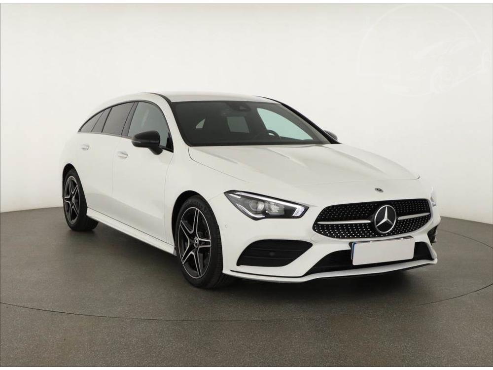 Mercedes-Benz CLA 200d, AMG Paket