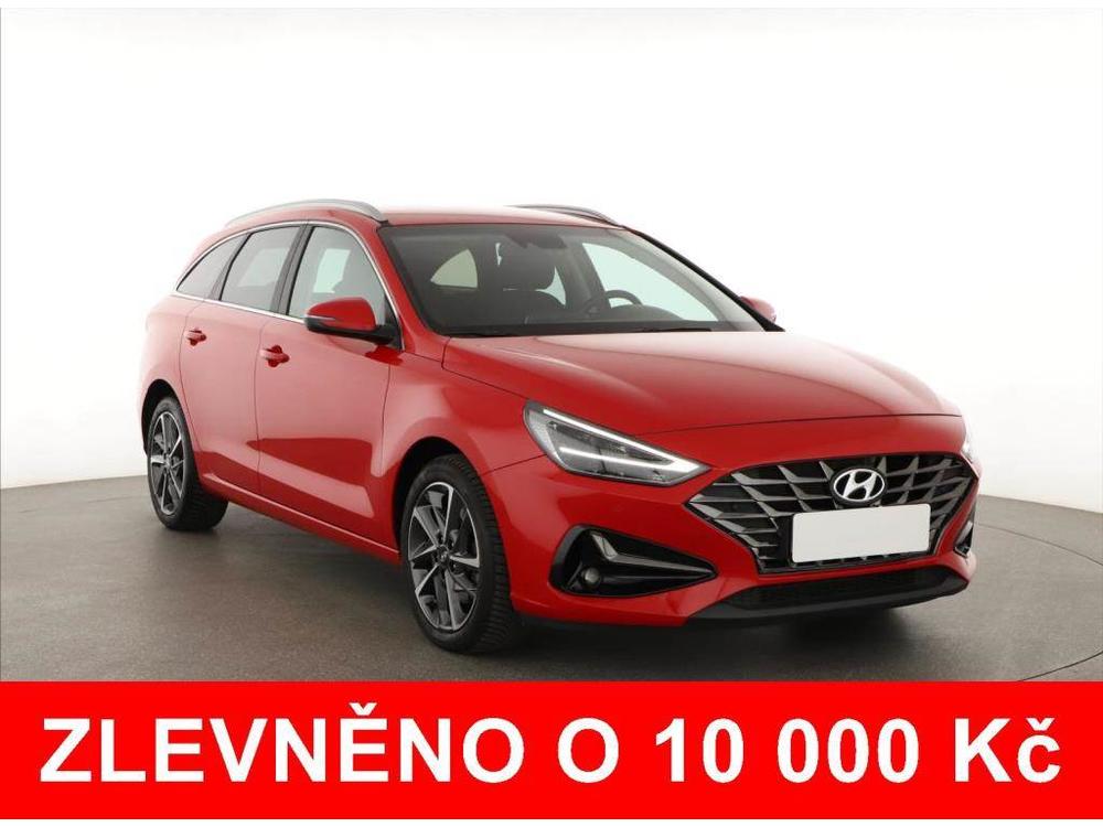 Prodm Hyundai i30 1.0 T-GDI, Family, NOV CENA