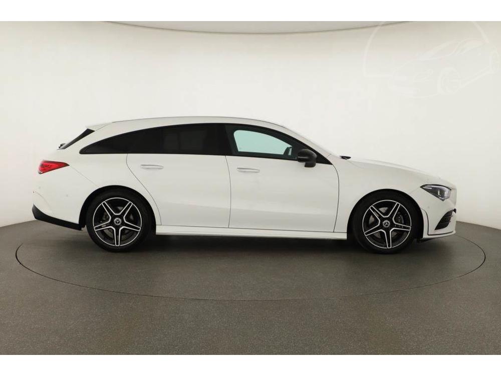 Mercedes-Benz CLA 200d, AMG Paket