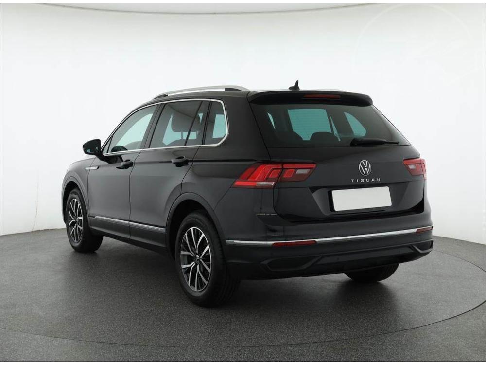 Volkswagen Tiguan 1.5 TSI, Automat, R,1.maj