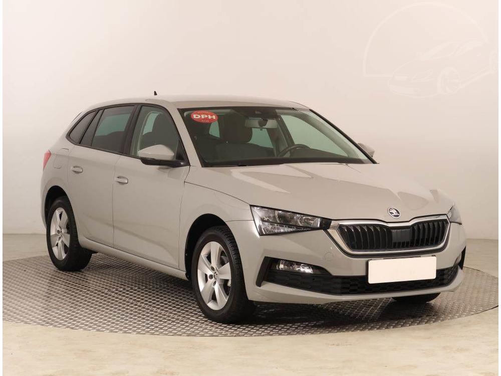 Škoda Scala 1.0 TSI, ČR,2.maj, Serv.kniha