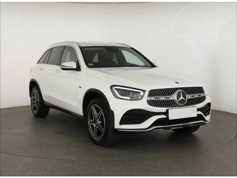 Mercedes-Benz GLC  300de 4MATIC, R, 1 MAJ, DPH 