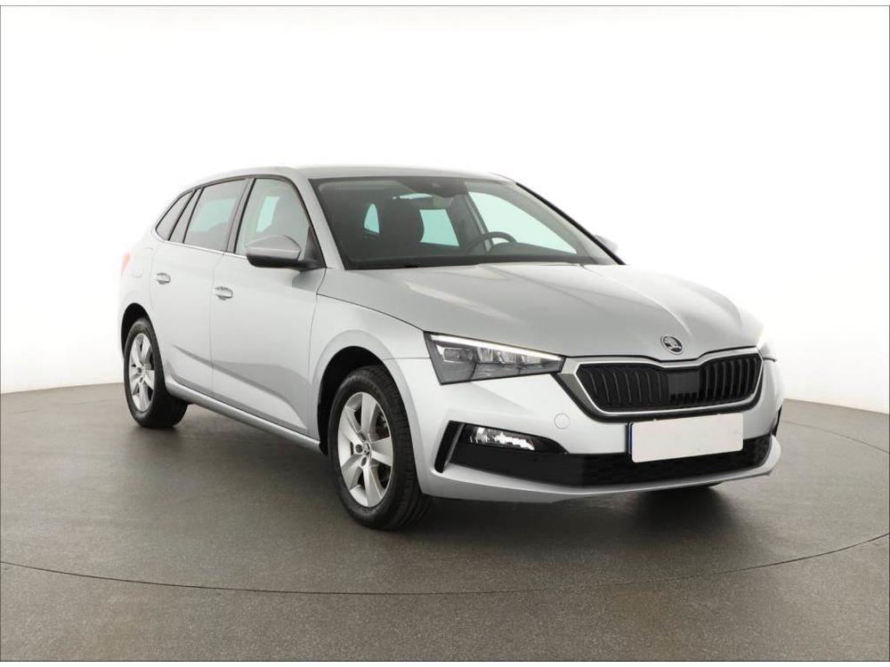 Škoda Scala 1.0 TSI, ČR,2.maj, Serv.kniha