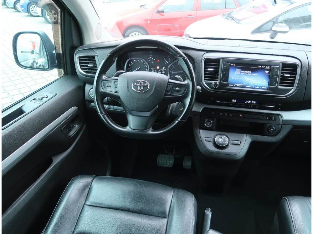 Toyota Corolla Verso 2.0 D-4D, VIP, Klima, R