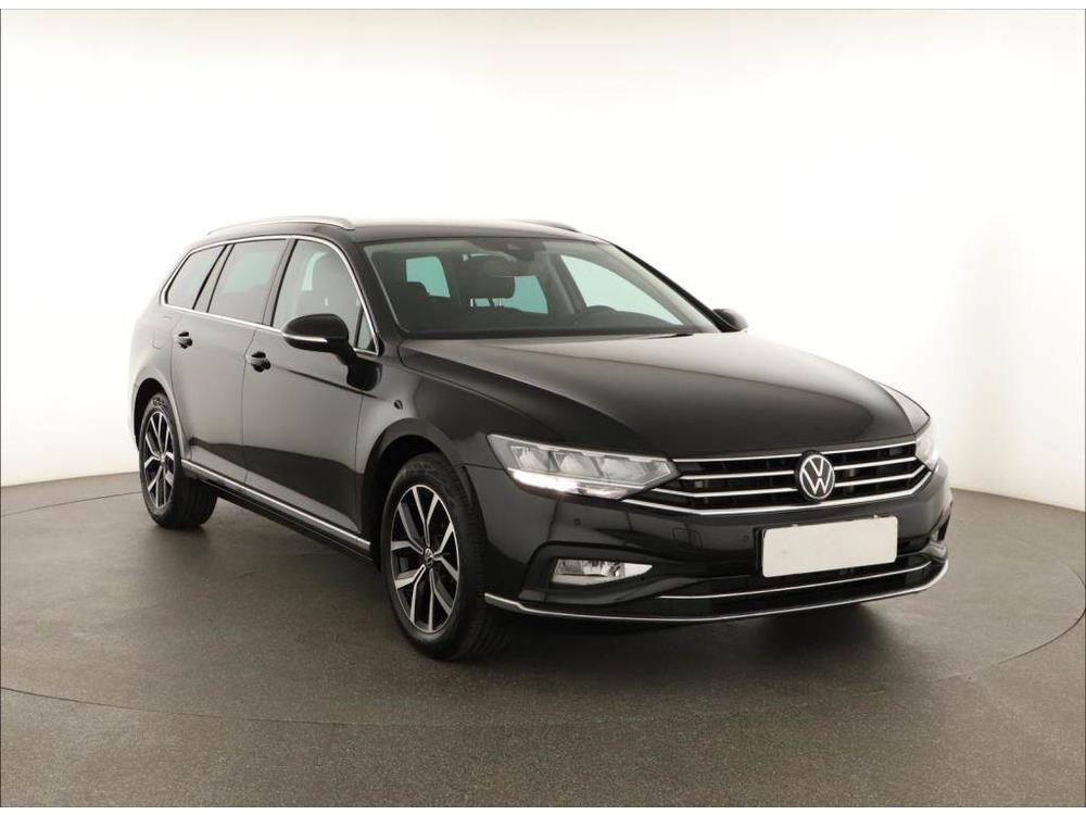 Prodm Volkswagen Passat 2.0 TDI, Elegance, Automat, R