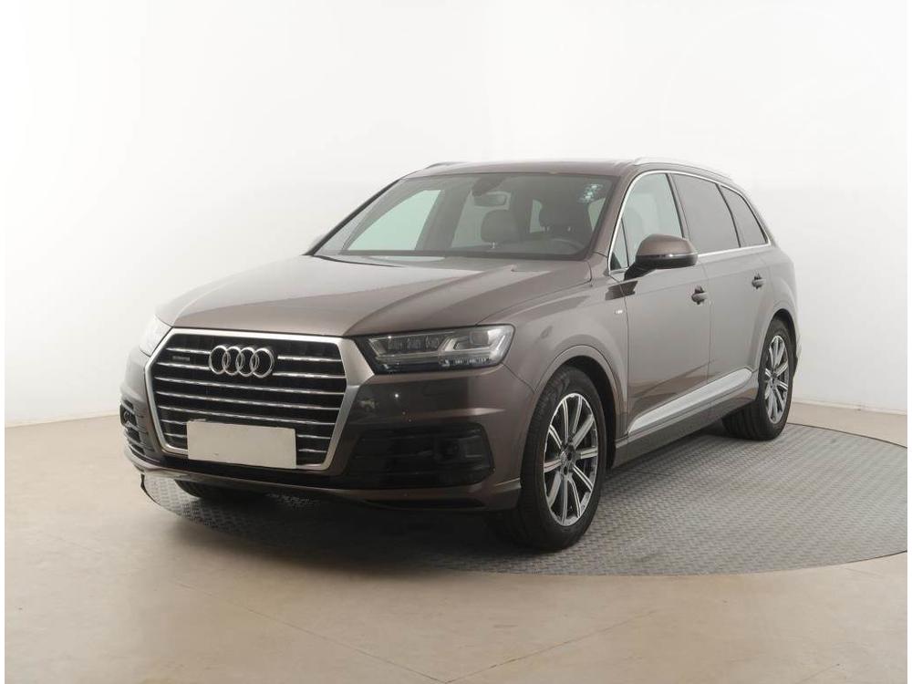 Audi Q7 3.0 TDI, R, DPH