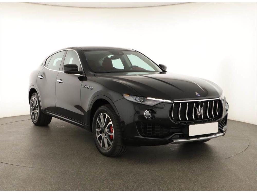 Prodm Maserati Levante V6 S, 30 tkm, R, DPH