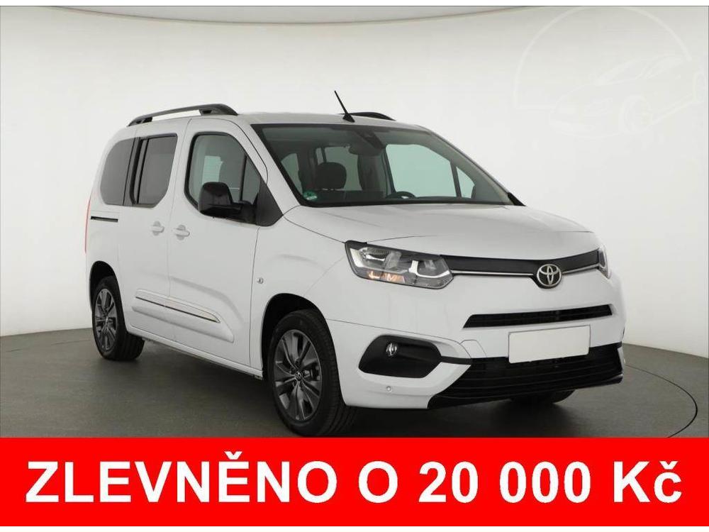 Prodm Toyota ProAce City Verso 1.5 D-4D, Family, 5Mst, Klima