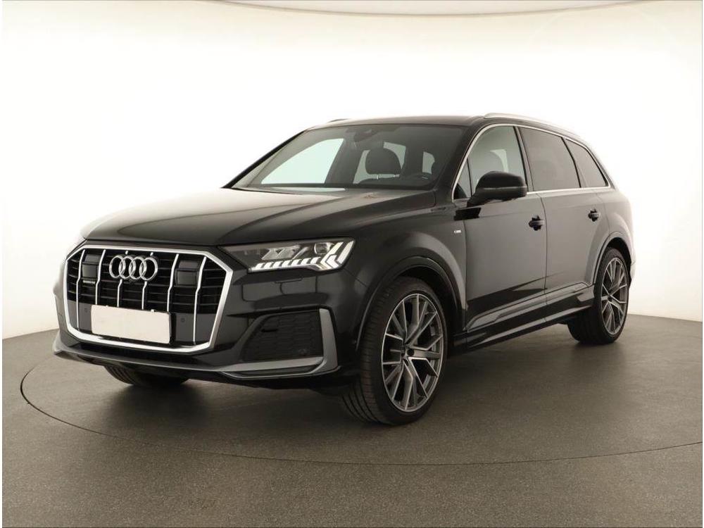 Audi Q7 50 TDI, S-line,Navigace