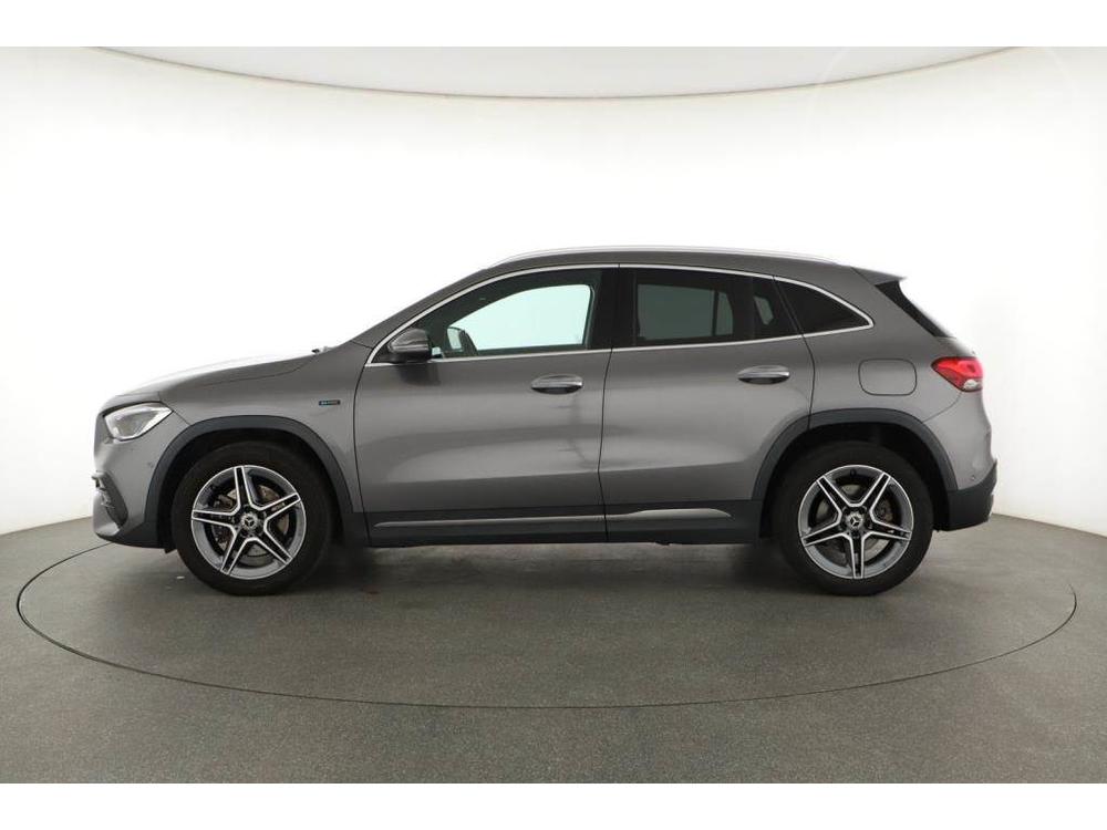 Mercedes-Benz GLA  250e, AMG Line, PHEV, R, DPH