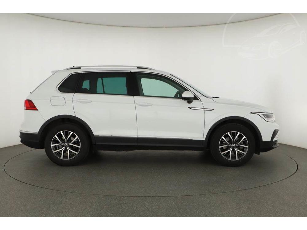 Volkswagen Tiguan 1.5 TSI, Life, Automat, R