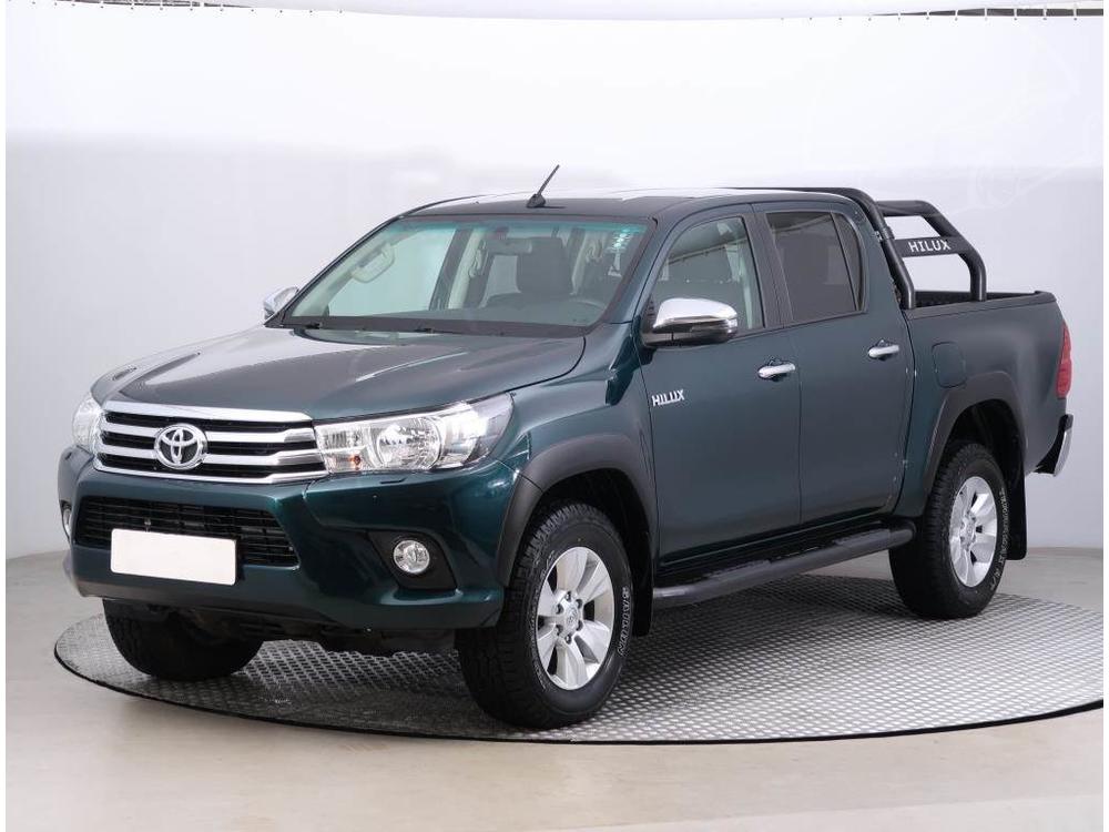 Toyota Hilux 2.4 D-4D, Koupeno v R