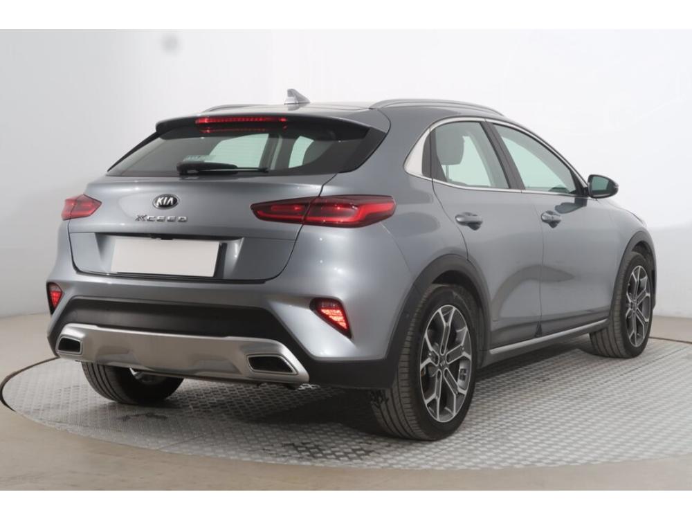 Kia XCeed Plug-in-Hybrid, Automat