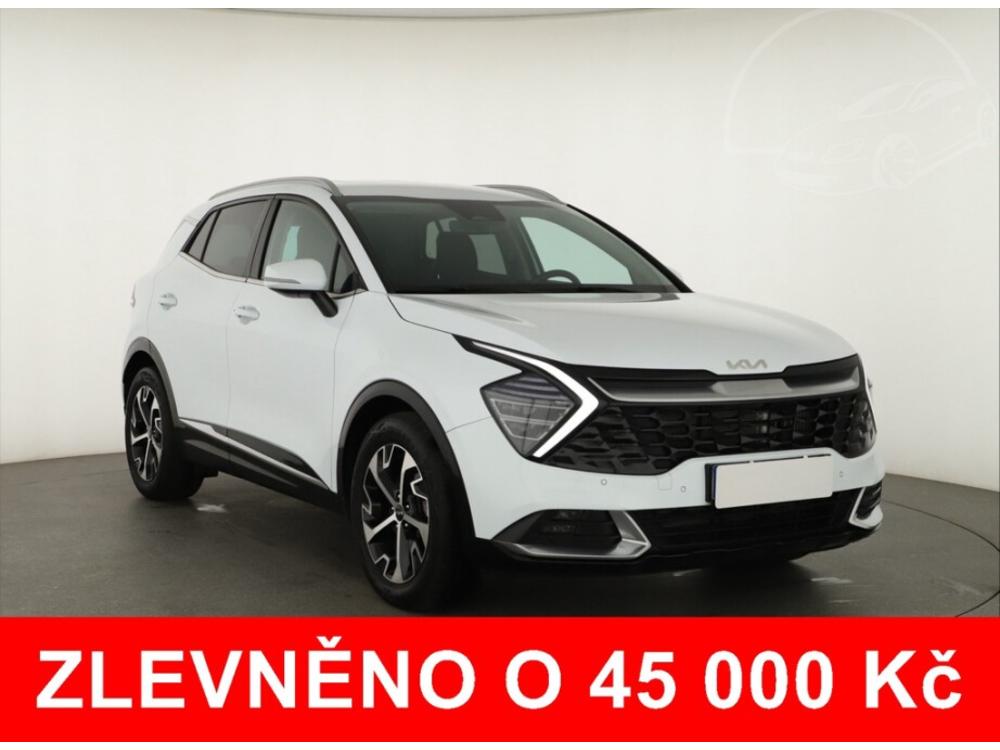 Prodm Kia Sportage 1.6 T-GDI MHEV, Top, Navigace