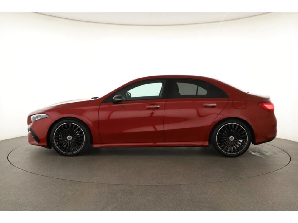 Mercedes-Benz A 220 4MATIC, AMG Line, AMG Line