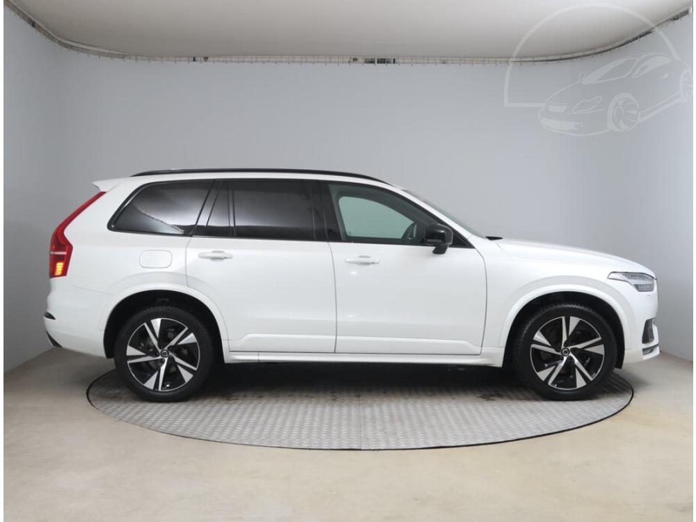 Volvo XC90 B5 AWD