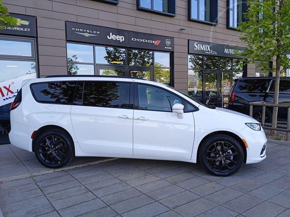 Chrysler Pacifica Limited S AWD