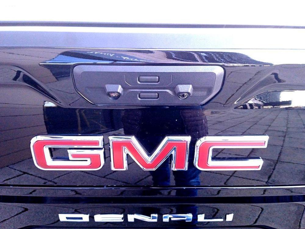 GMC Sierra 1500 Denali Ultimate AWD