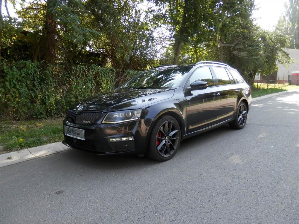 Škoda Octavia 2,0 TDi RS Challenge, Aktiv, N