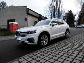 Volkswagen Touareg 3,0 TDi 210Kw, Panorama, 1. ma