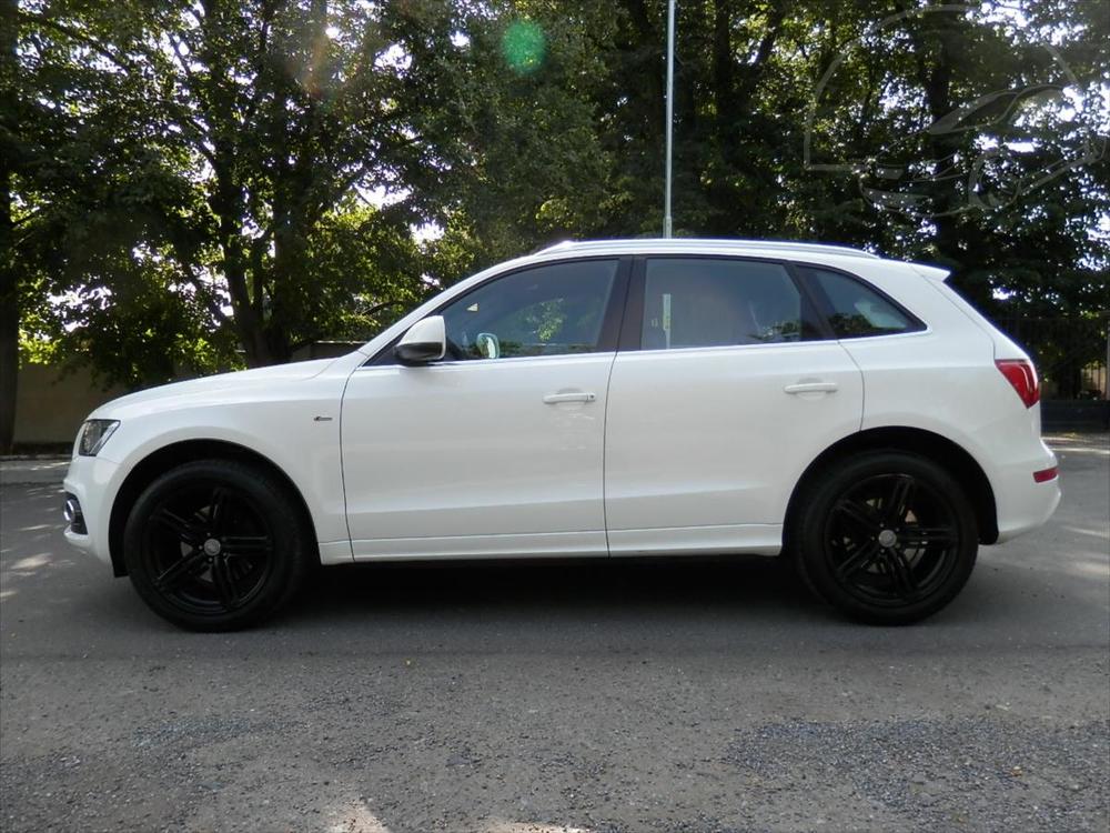 Audi Q5 3,0 TDi 4x4, S-Line, Navi, DPH