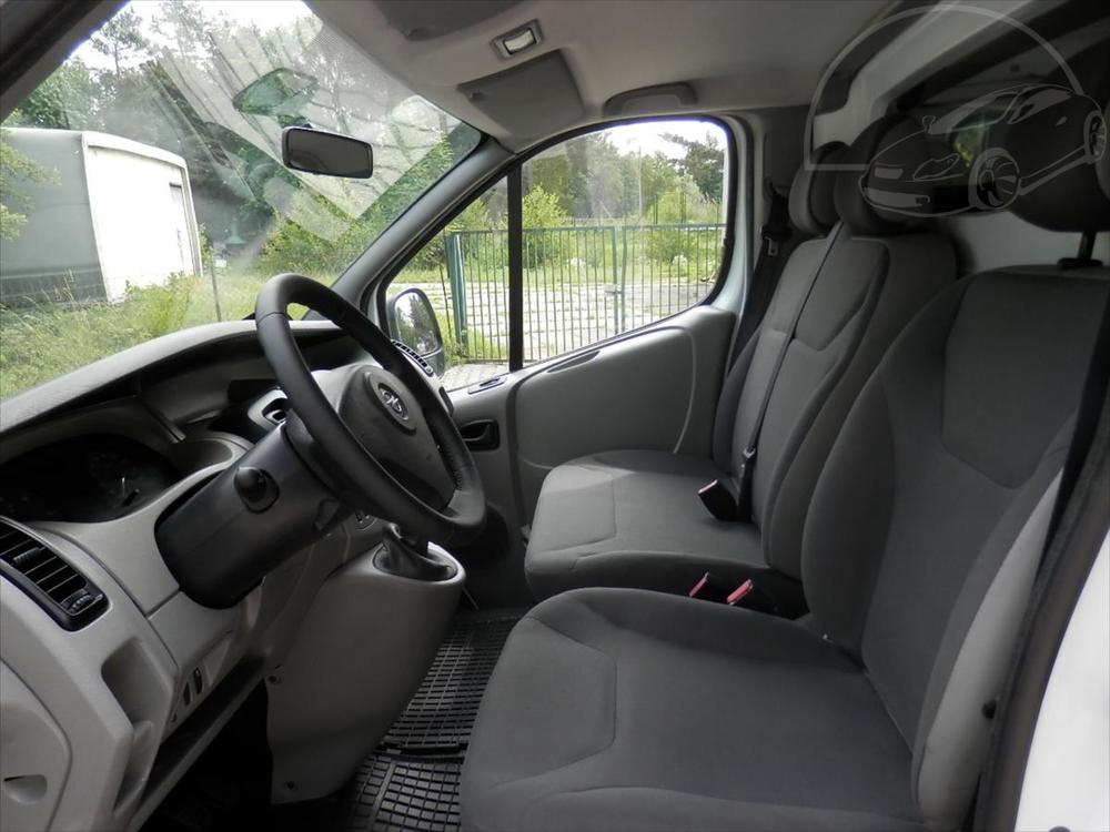 Opel Vivaro 2,0 CDTI L2H1, 2x oupaky, Kl